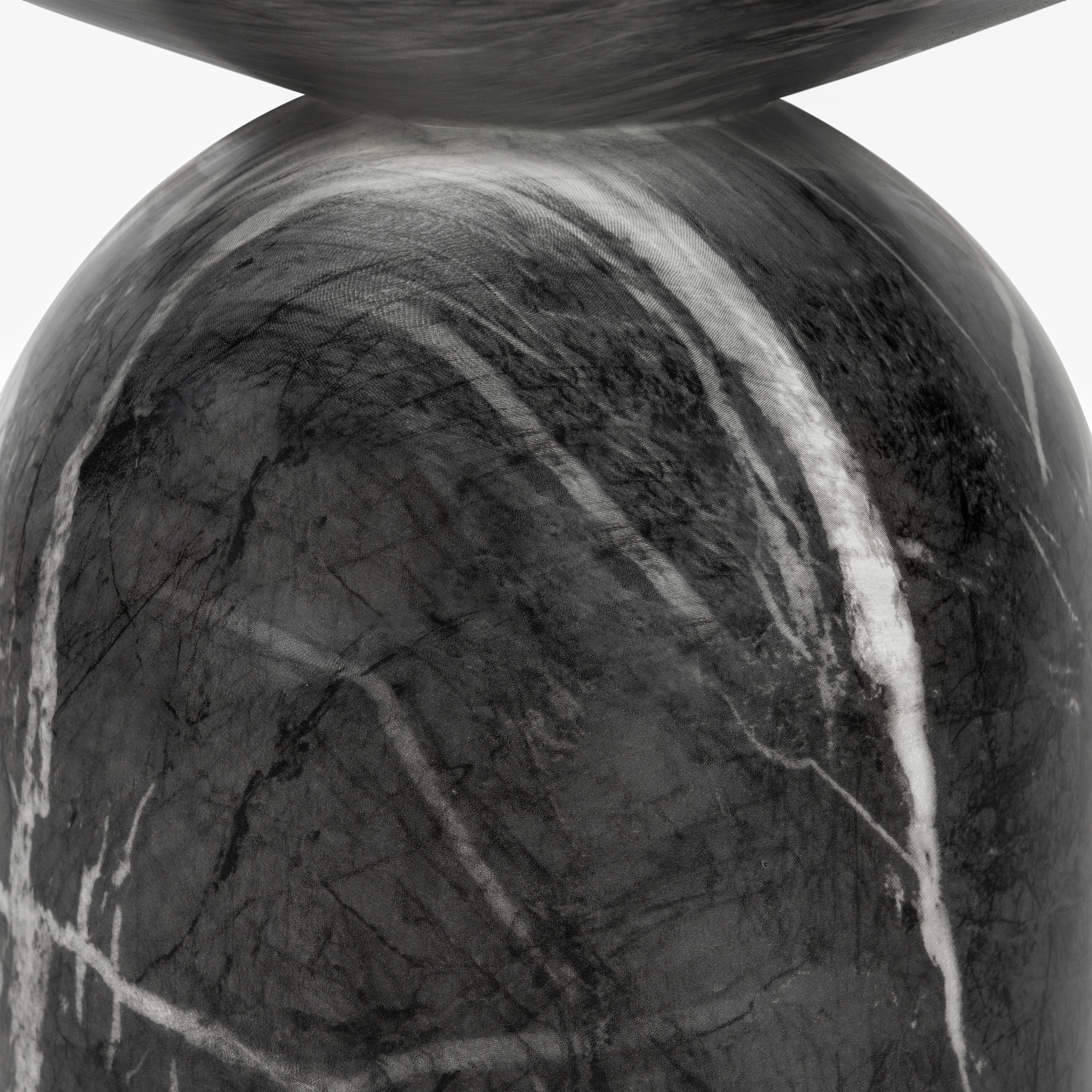 Wels End Table | Black Marble